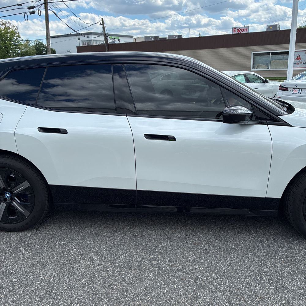 2025 BMW iX xDrive50