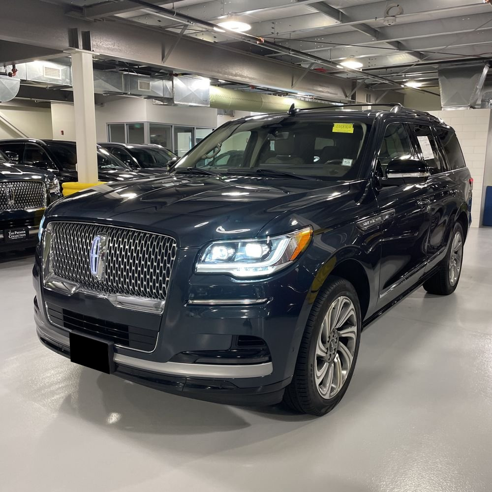 2022 Lincoln Navigator