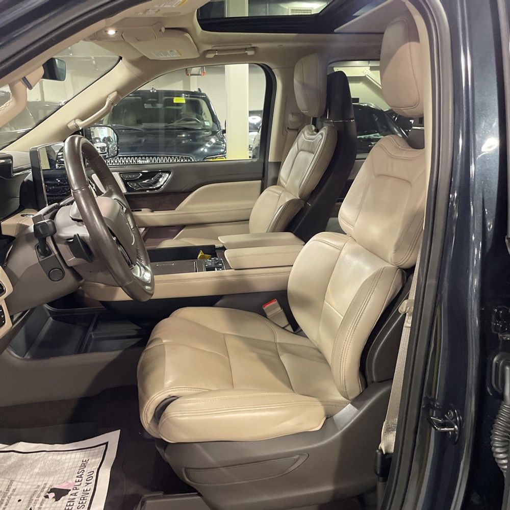 2022 Lincoln Navigator Reserve