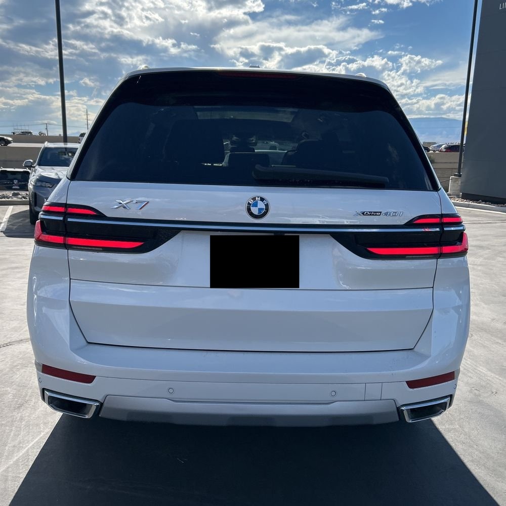 2025 BMW X7 XDrive40i