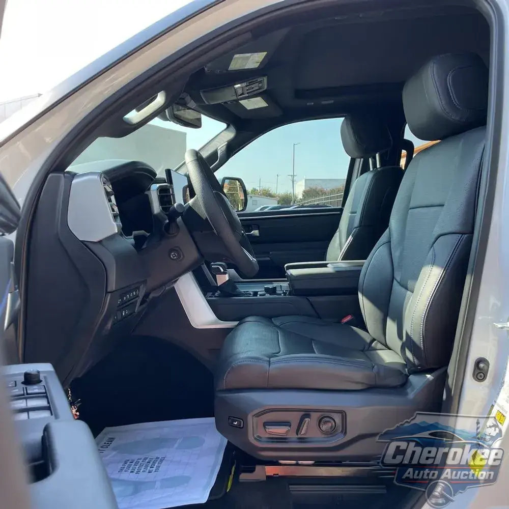 2025 Toyota Sequoia Platinum