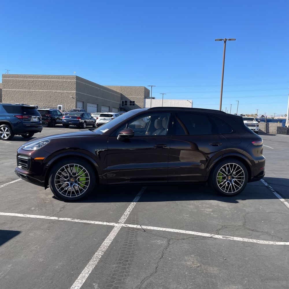 2020 Porsche Cayenne E-Hybrid