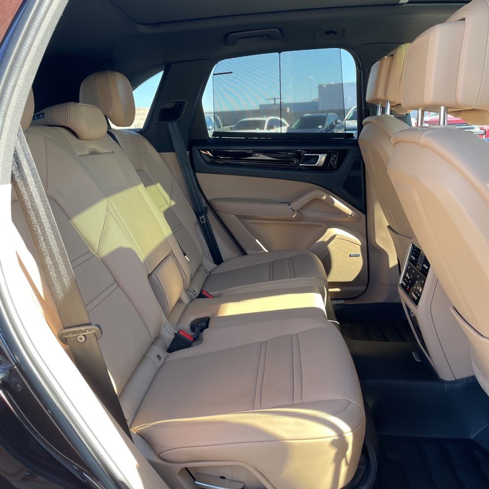 2020 Porsche Cayenne E-Hybrid
