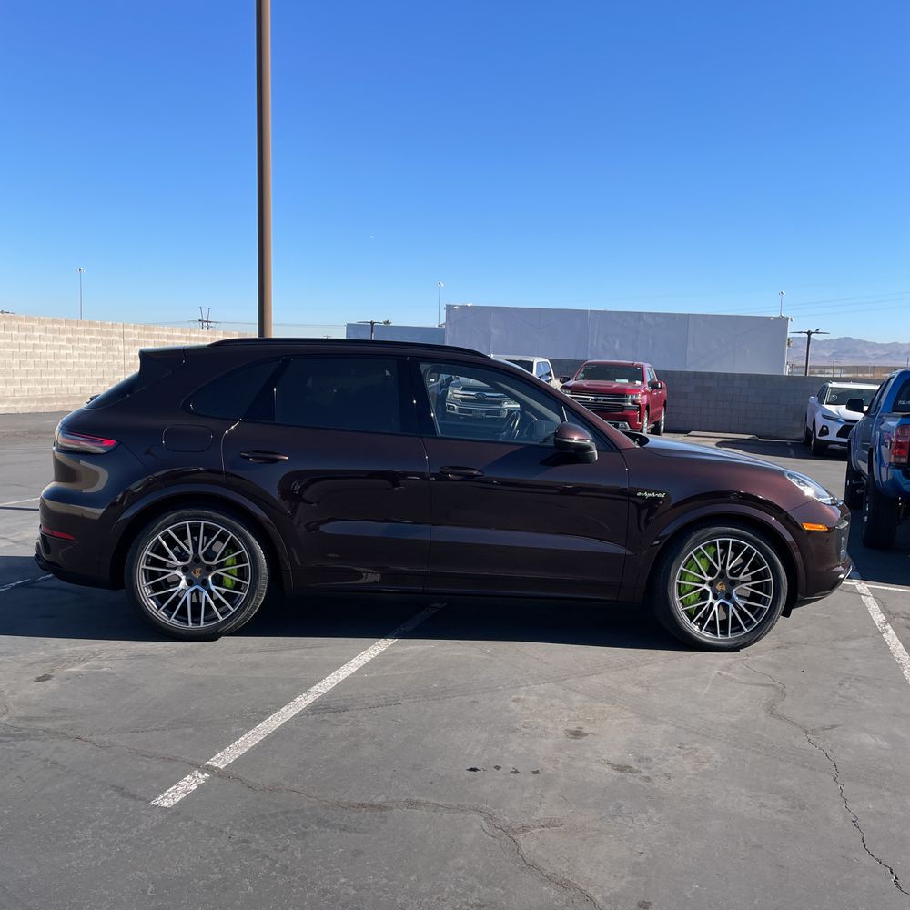 2020 Porsche Cayenne E-Hybrid