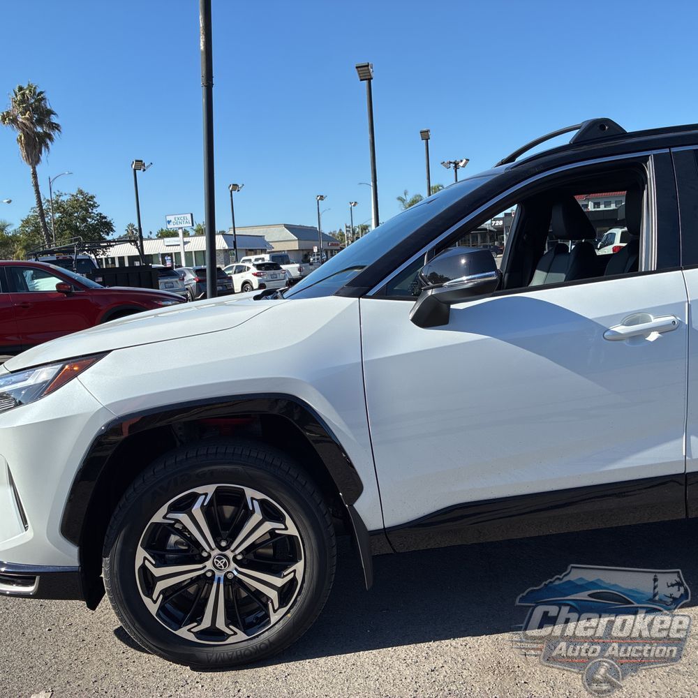 2025 Toyota RAV4 Plug-in Hybrid XSE