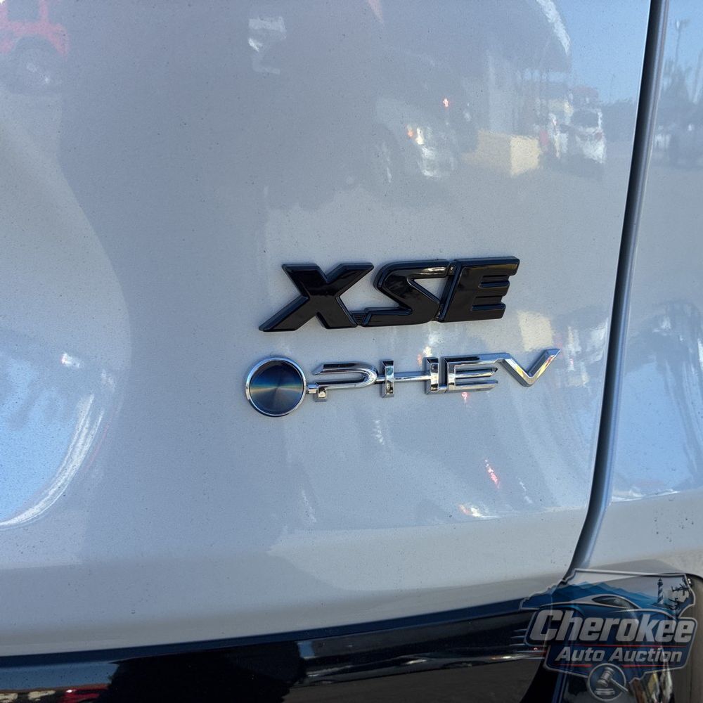 2025 Toyota RAV4 Plug-in Hybrid XSE