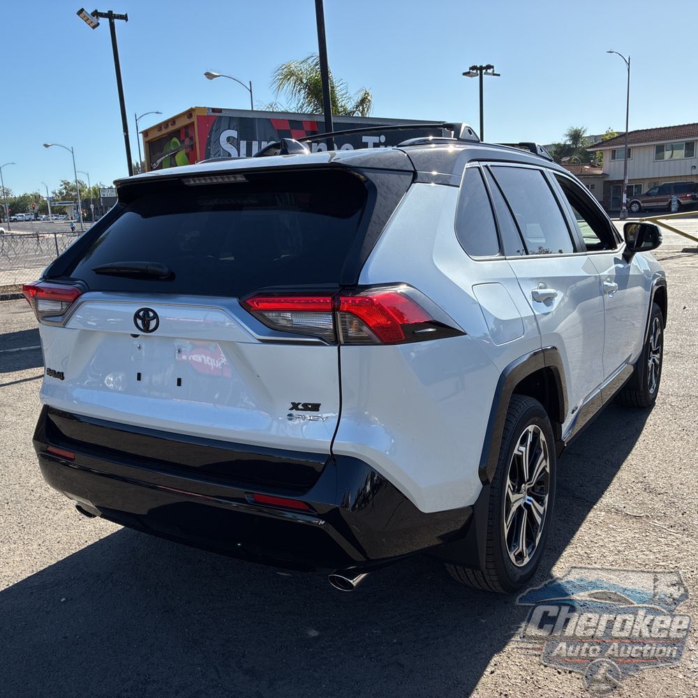 2025 Toyota RAV4 Plug-in Hybrid XSE