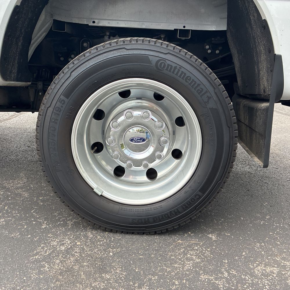2023 Ford F450SD XL