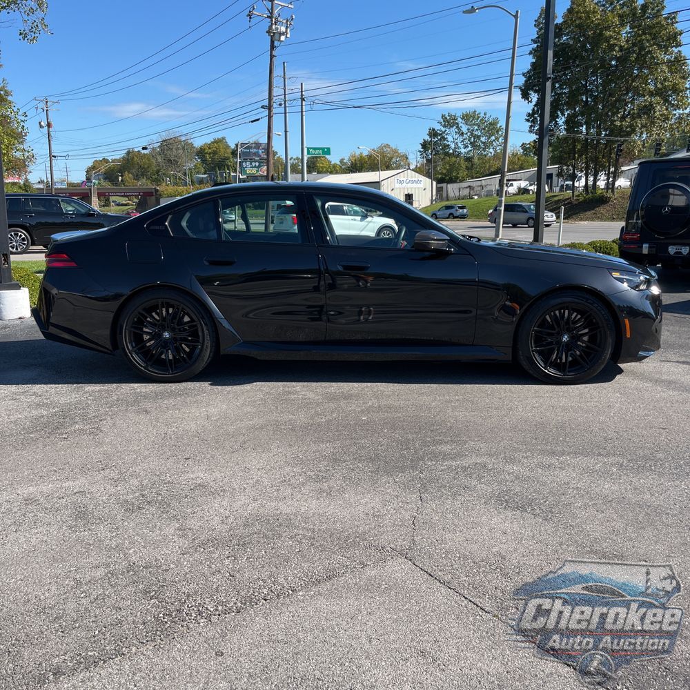 2025 BMW M5 Base