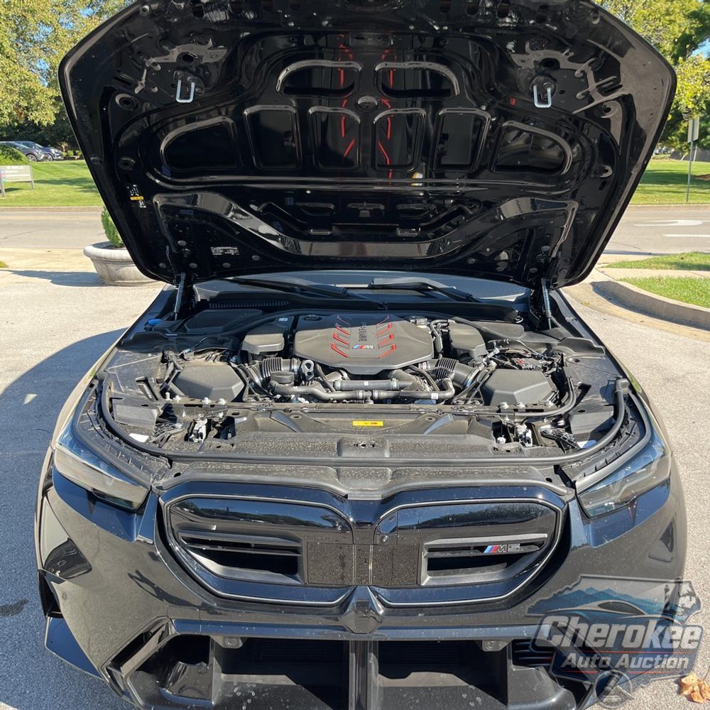 2025 BMW M5 Base