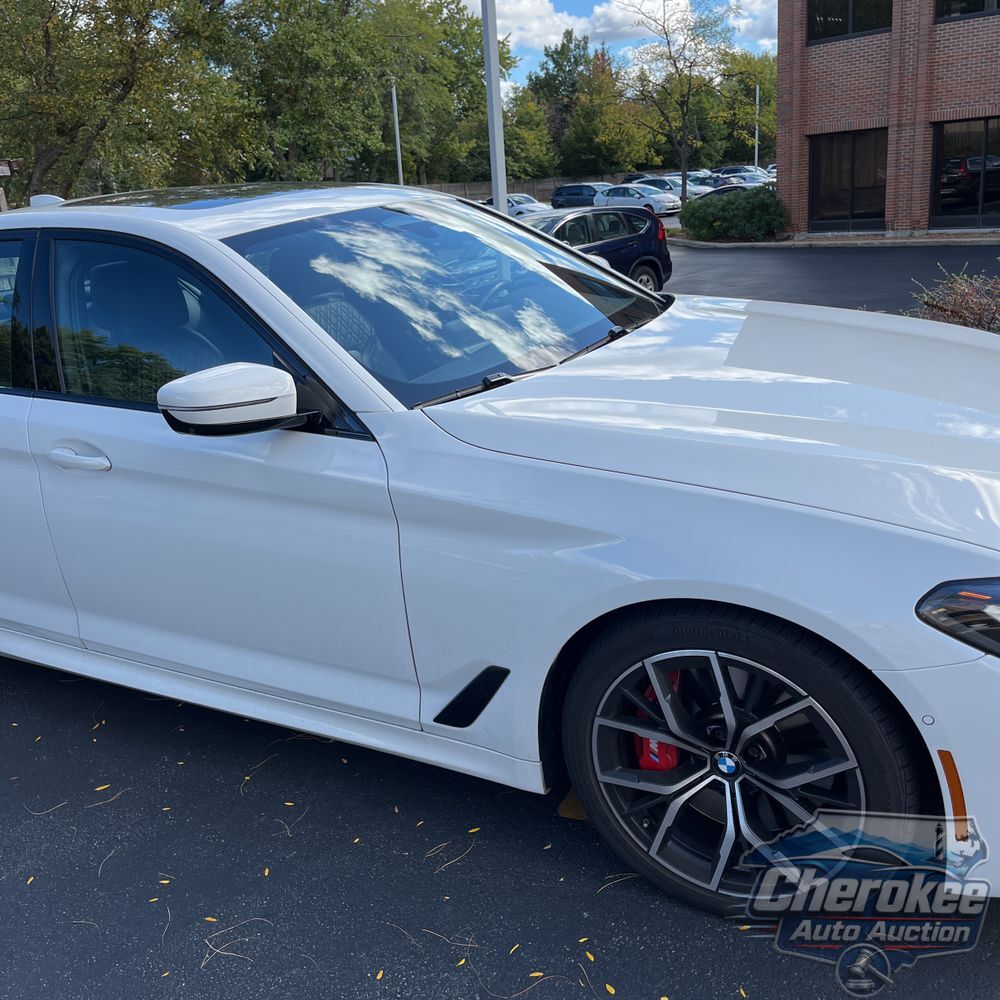 2023 BMW 5-Series M550xi