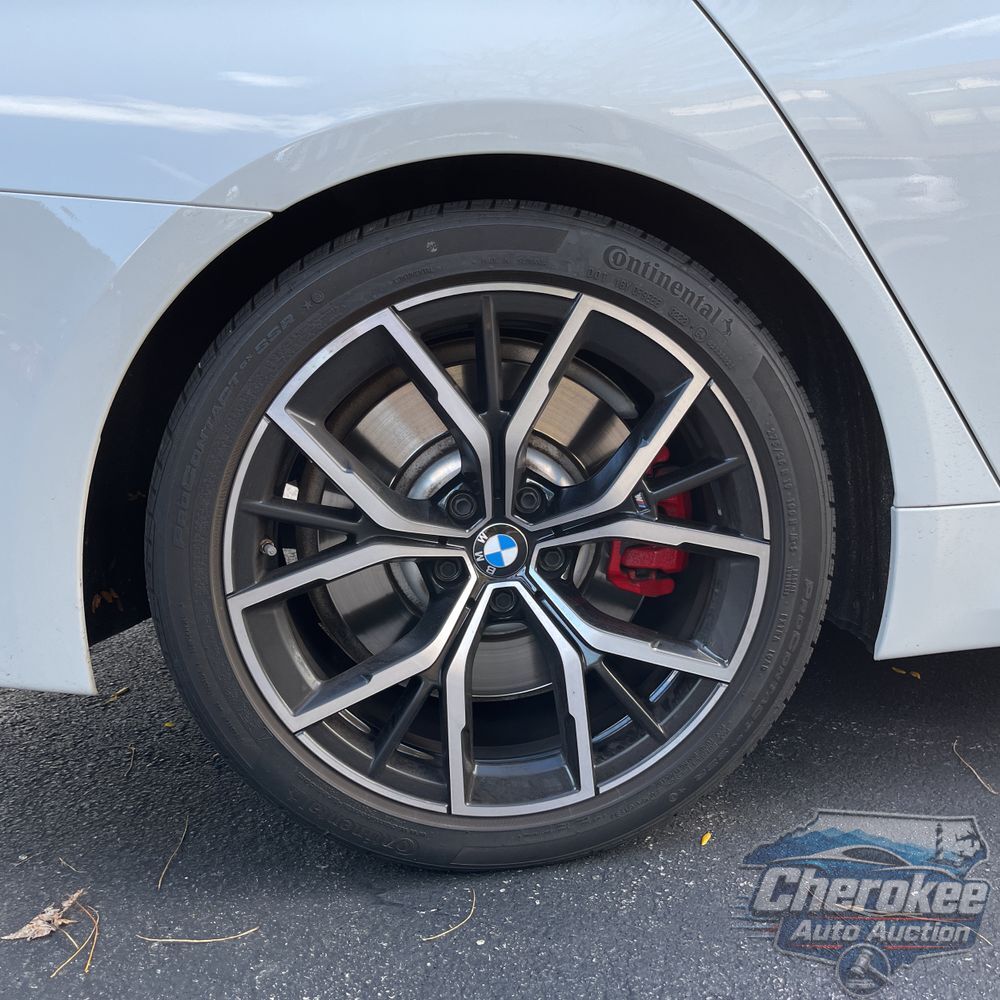 2023 BMW 5-Series M550xi