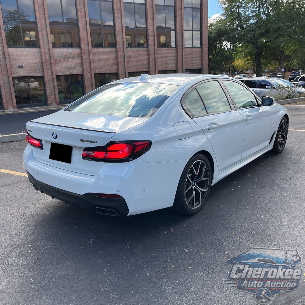 2023 BMW 5-Series M550xi