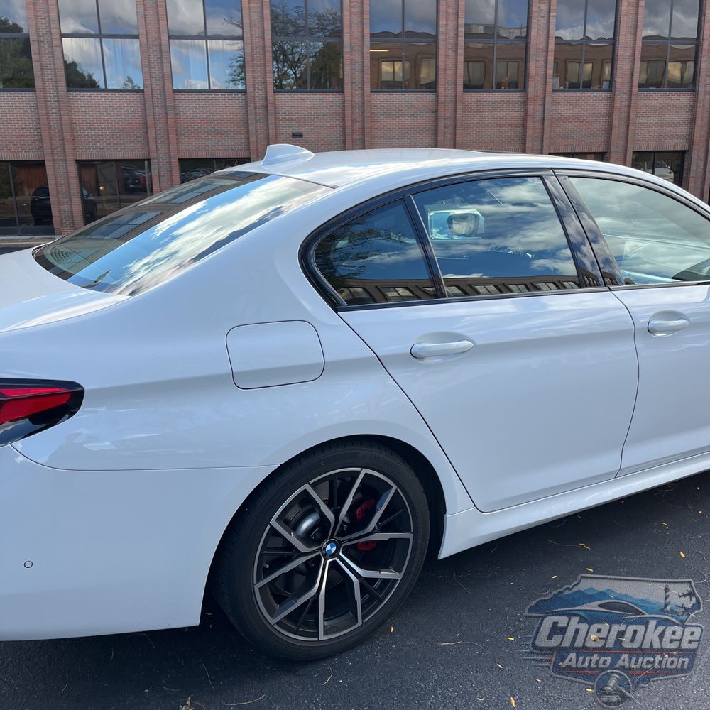 2023 BMW 5-Series M550xi