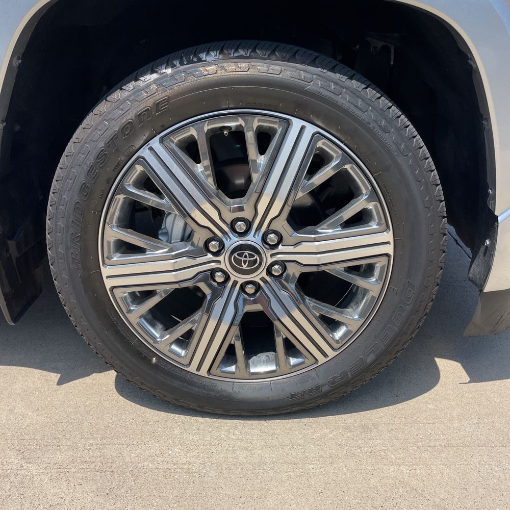 2024 Toyota Sequoia Capstone