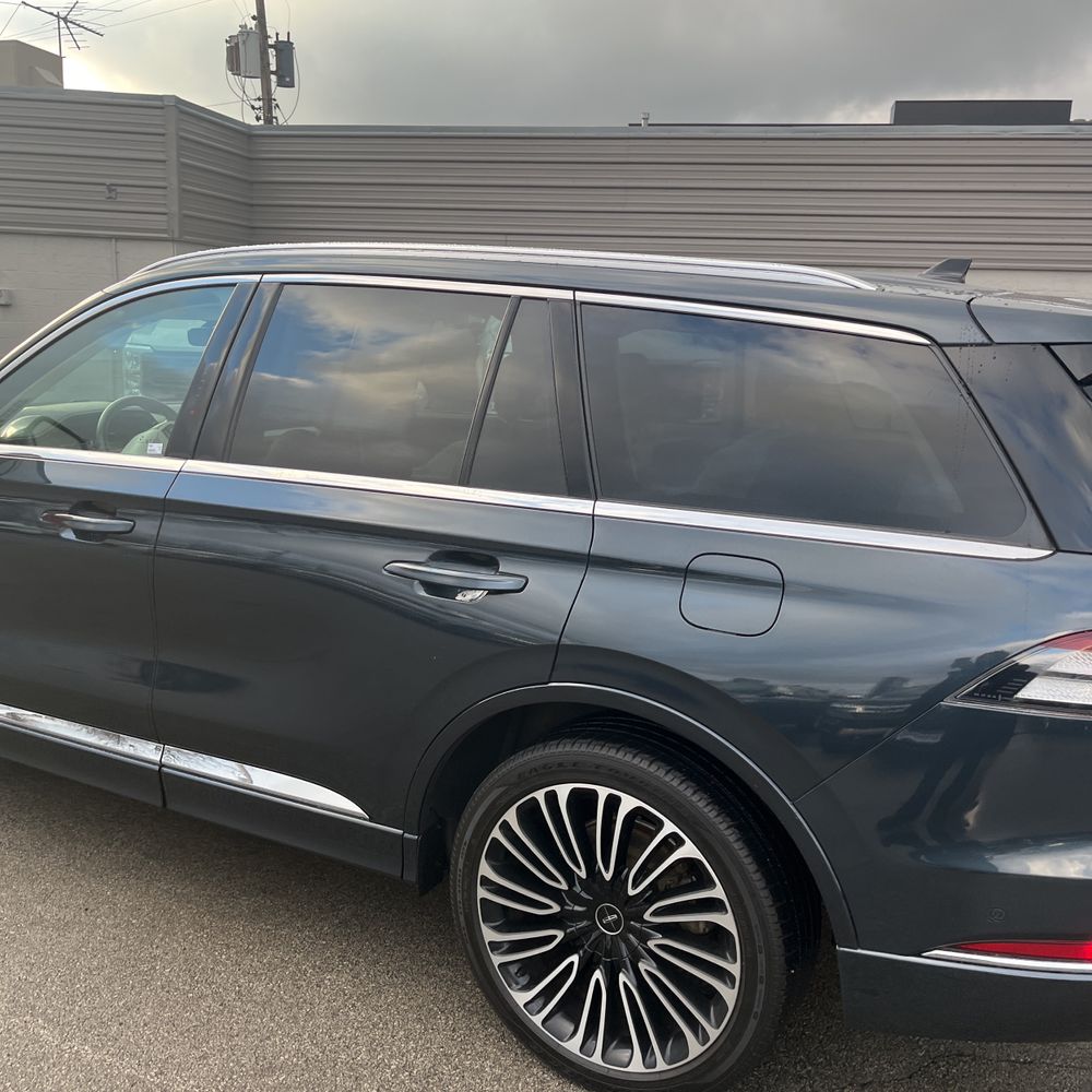 2022 Lincoln Aviator Black Label