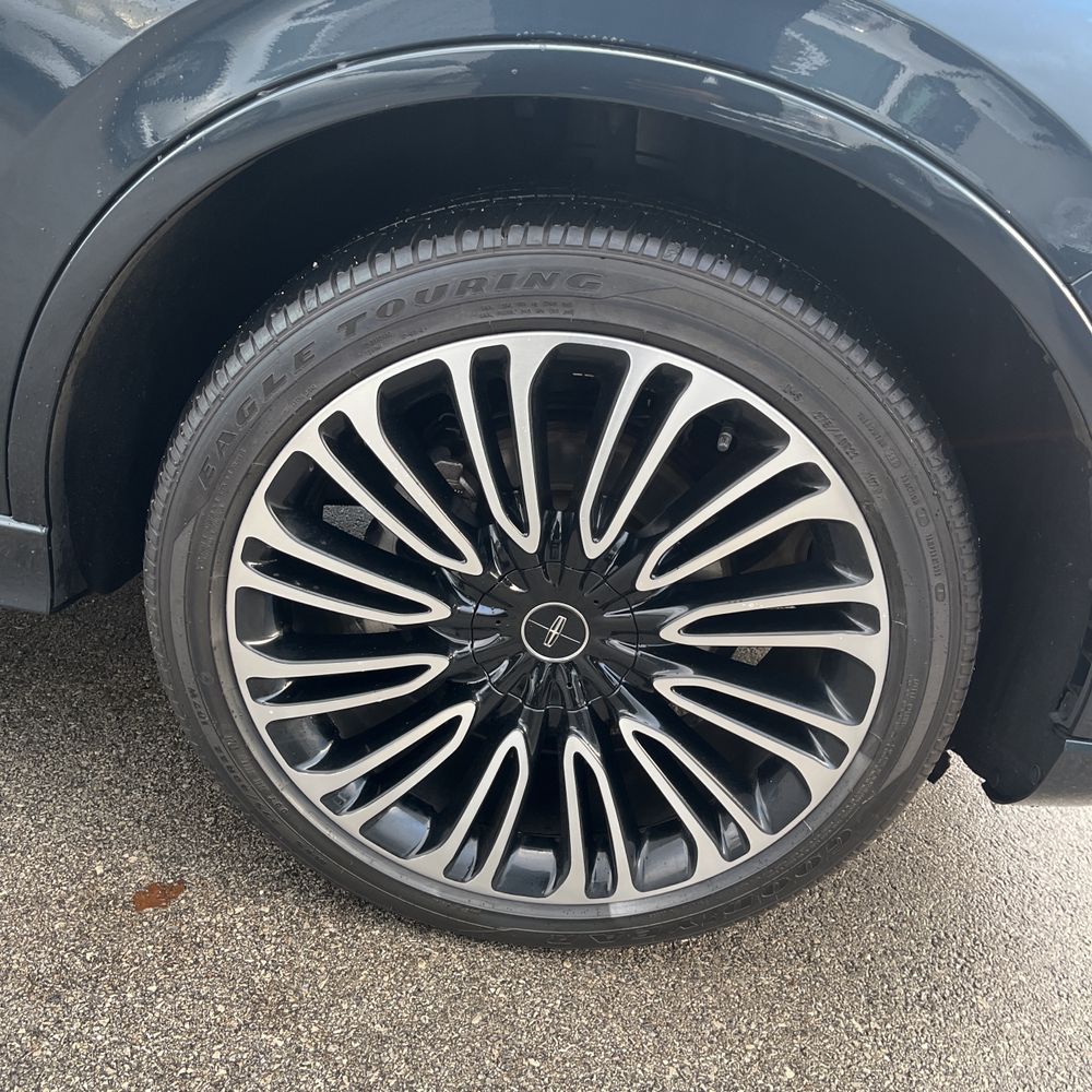 2022 Lincoln Aviator Black Label