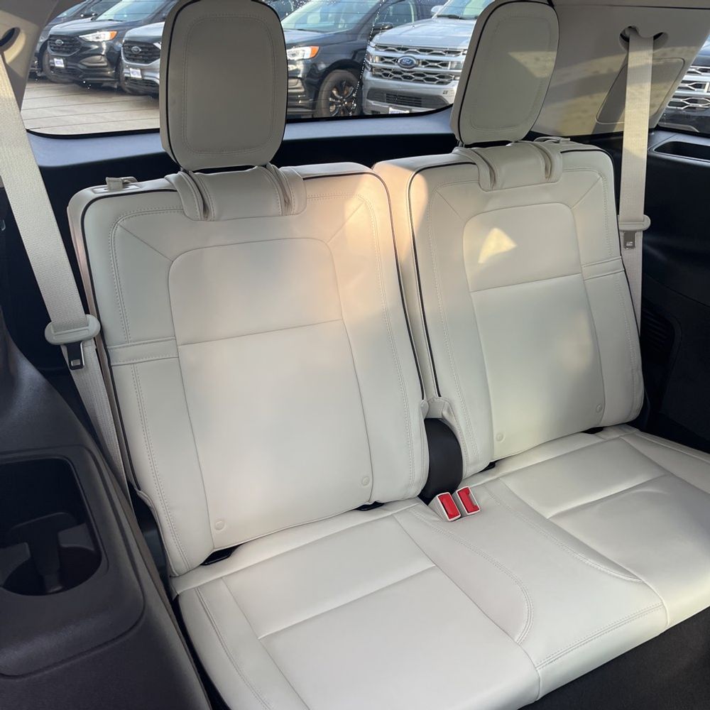 2022 Lincoln Aviator Black Label