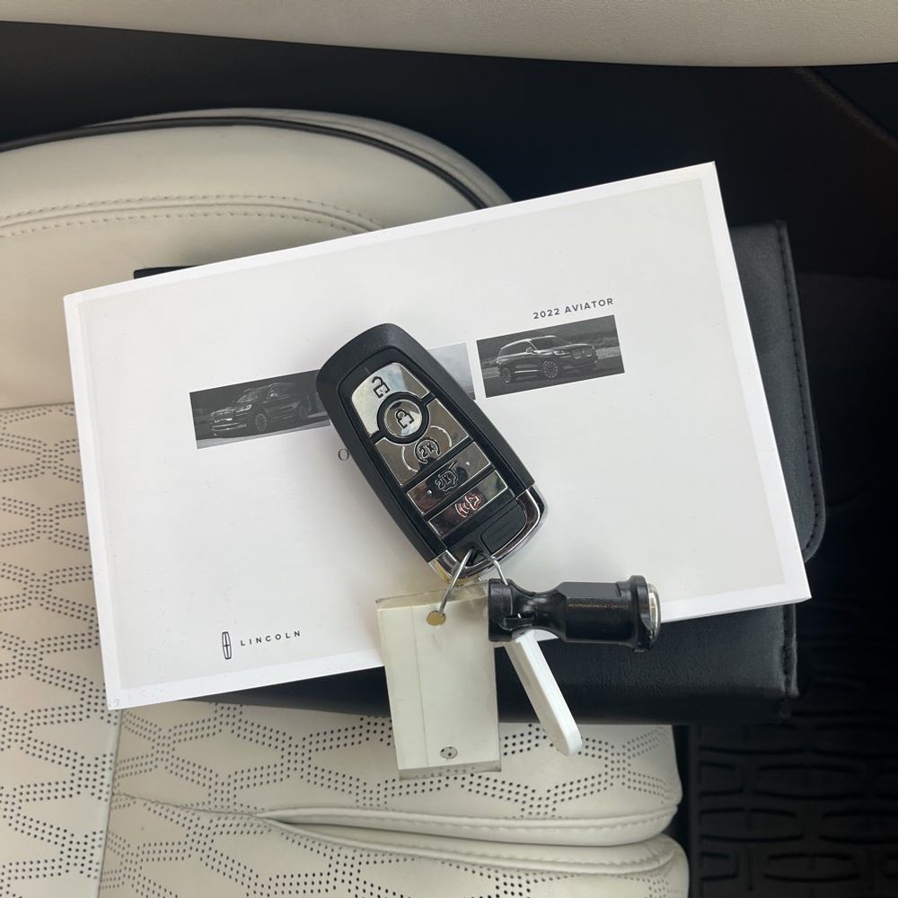 2022 Lincoln Aviator Black Label