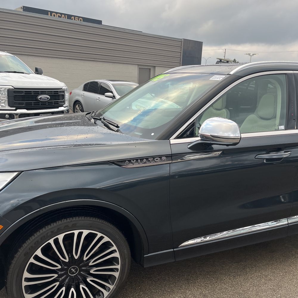 2022 Lincoln Aviator Black Label