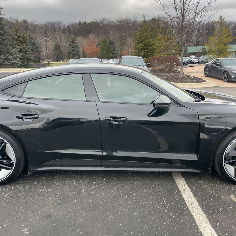 2022 Audi e-tron GT RS