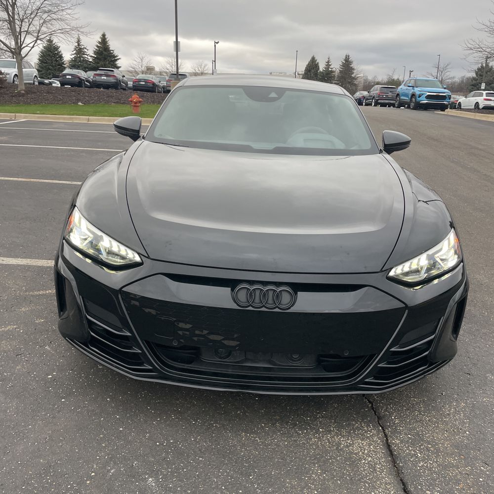 2022 Audi e-tron GT RS