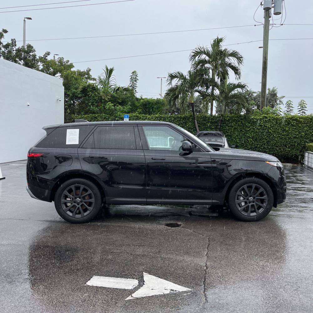 2024 Land Rover Range Rover Sport SE P360