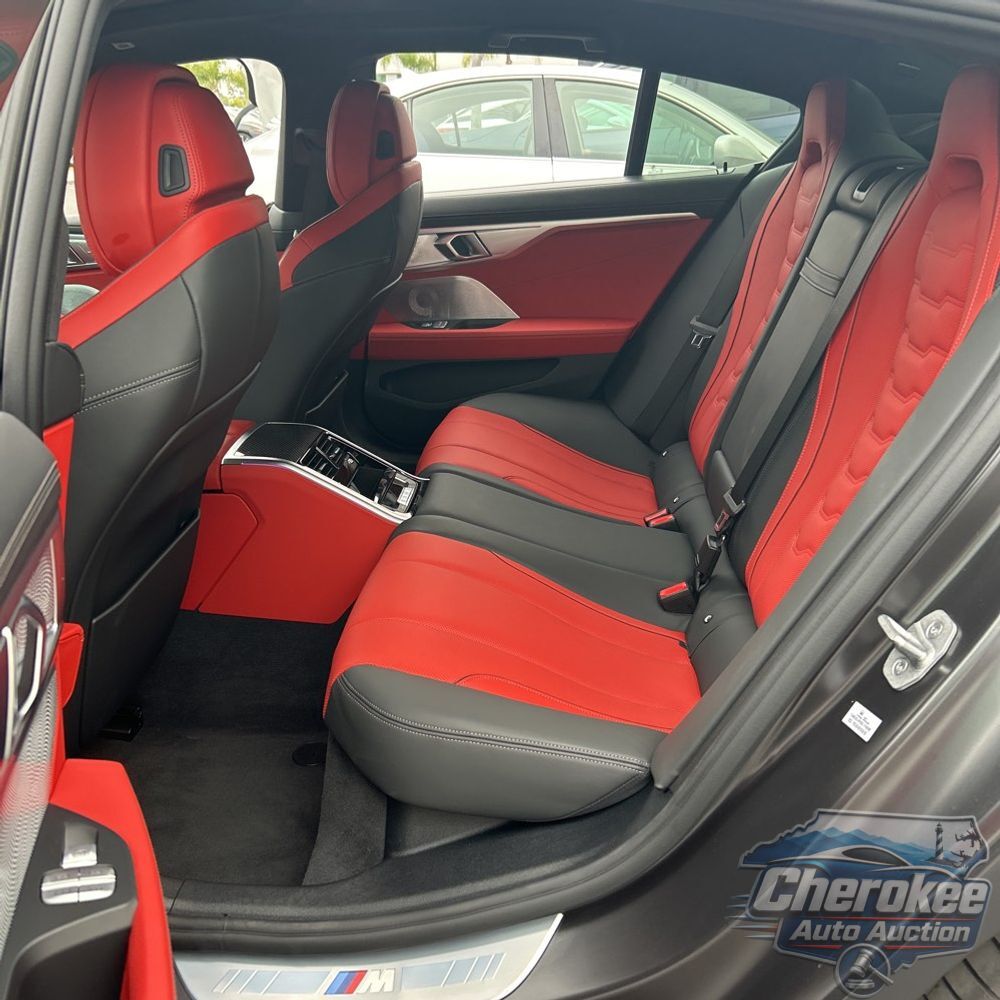 2024 BMW 8-Series M850xi