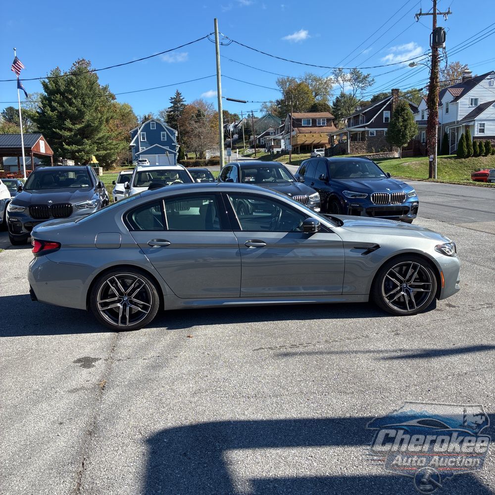 2023 BMW M5