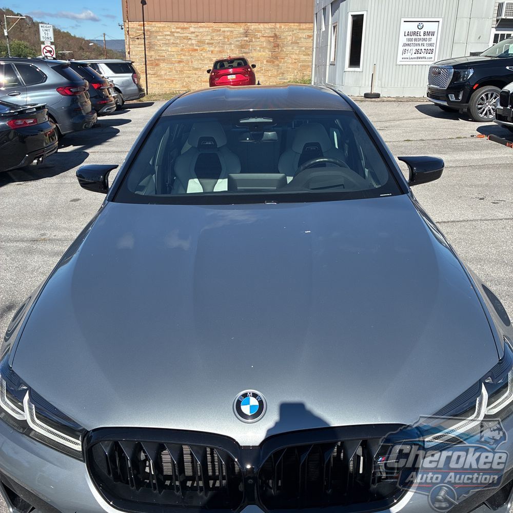 2023 BMW M5