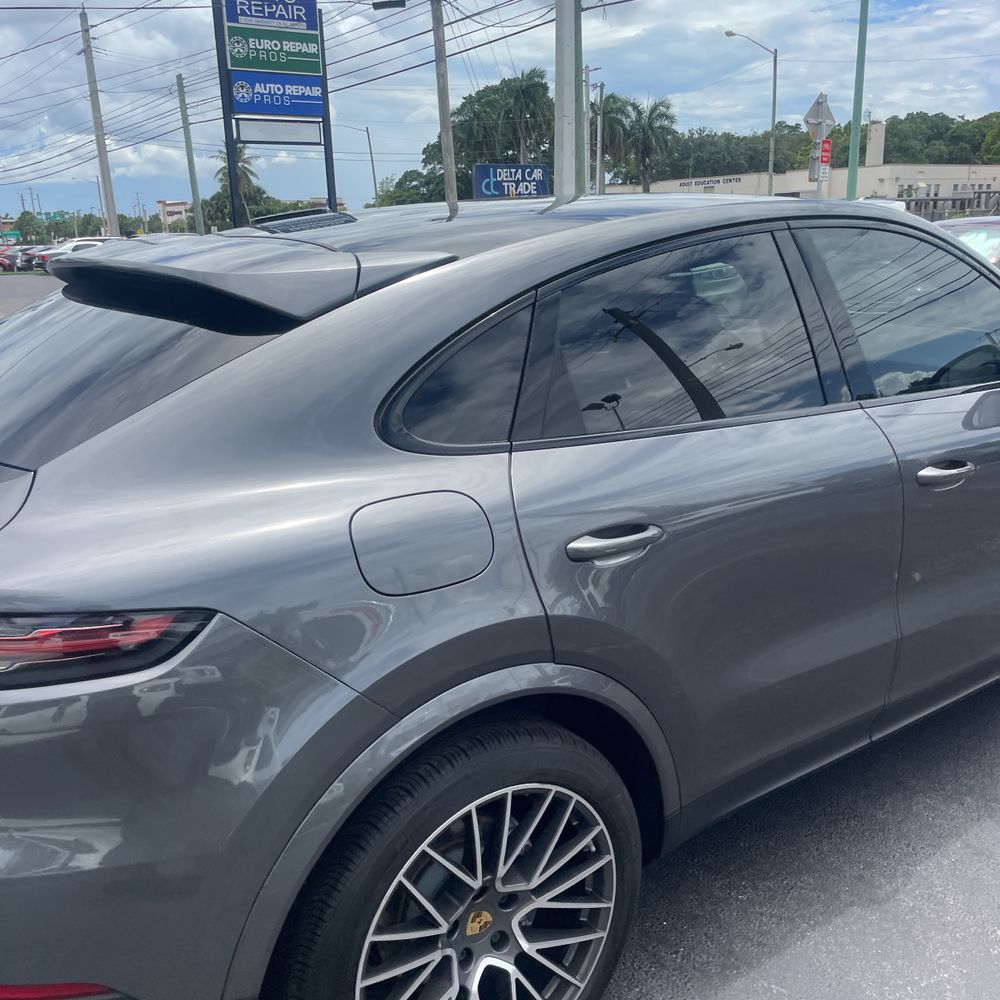 2021 Porsche Cayenne Coupe