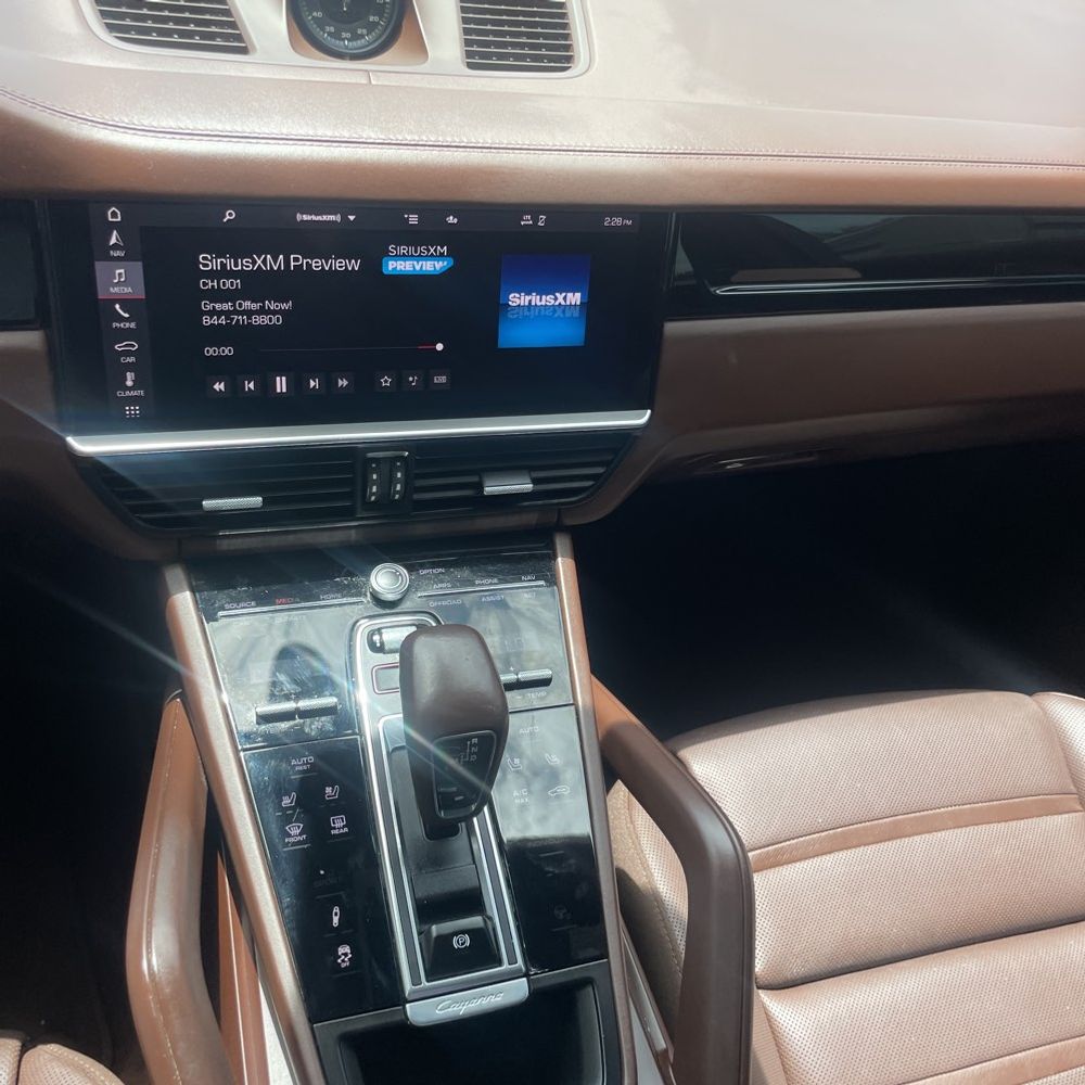 2021 Porsche Cayenne Coupe