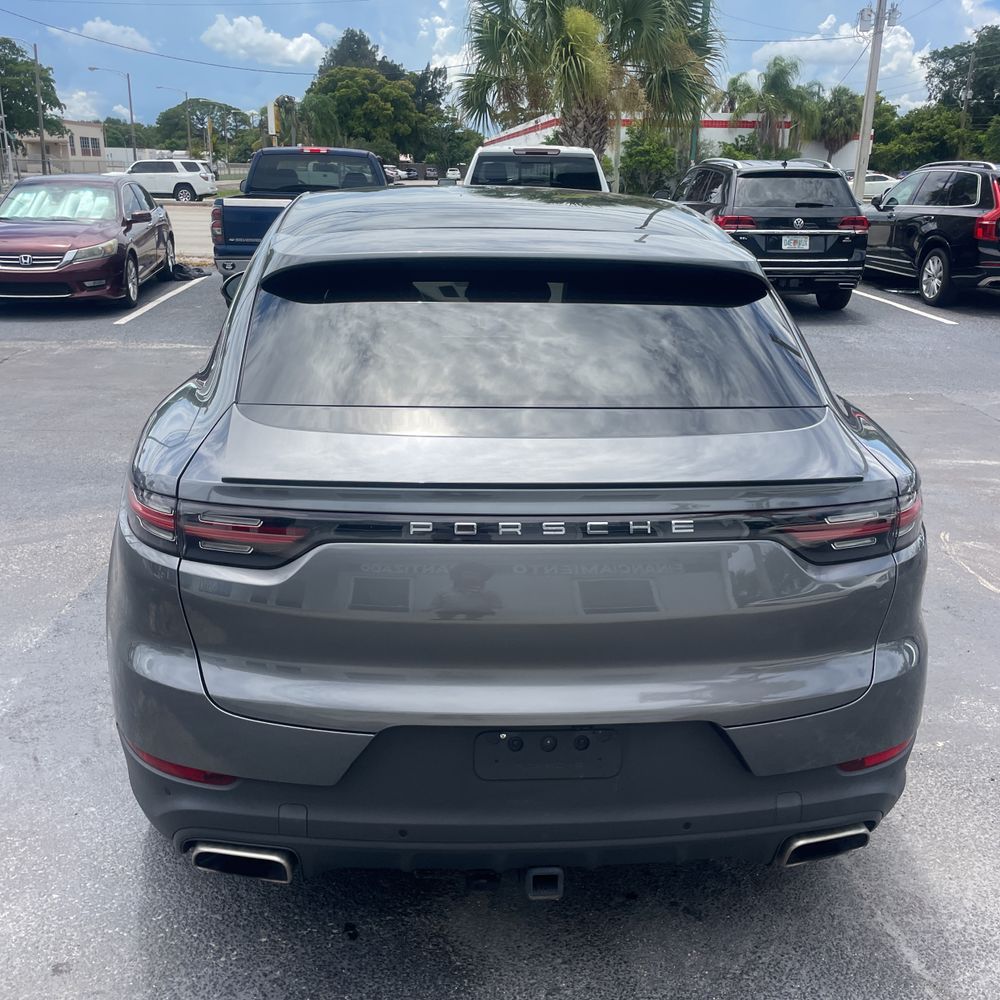 2021 Porsche Cayenne Coupe