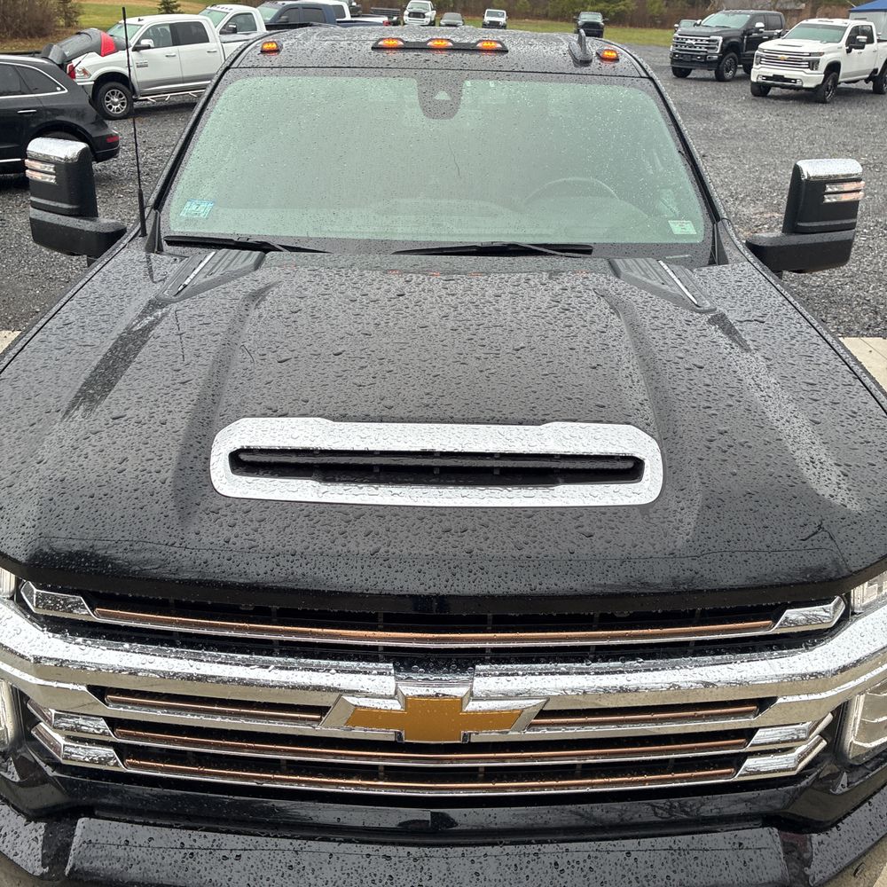 2022 Chevrolet Silverado 3500HD High Country