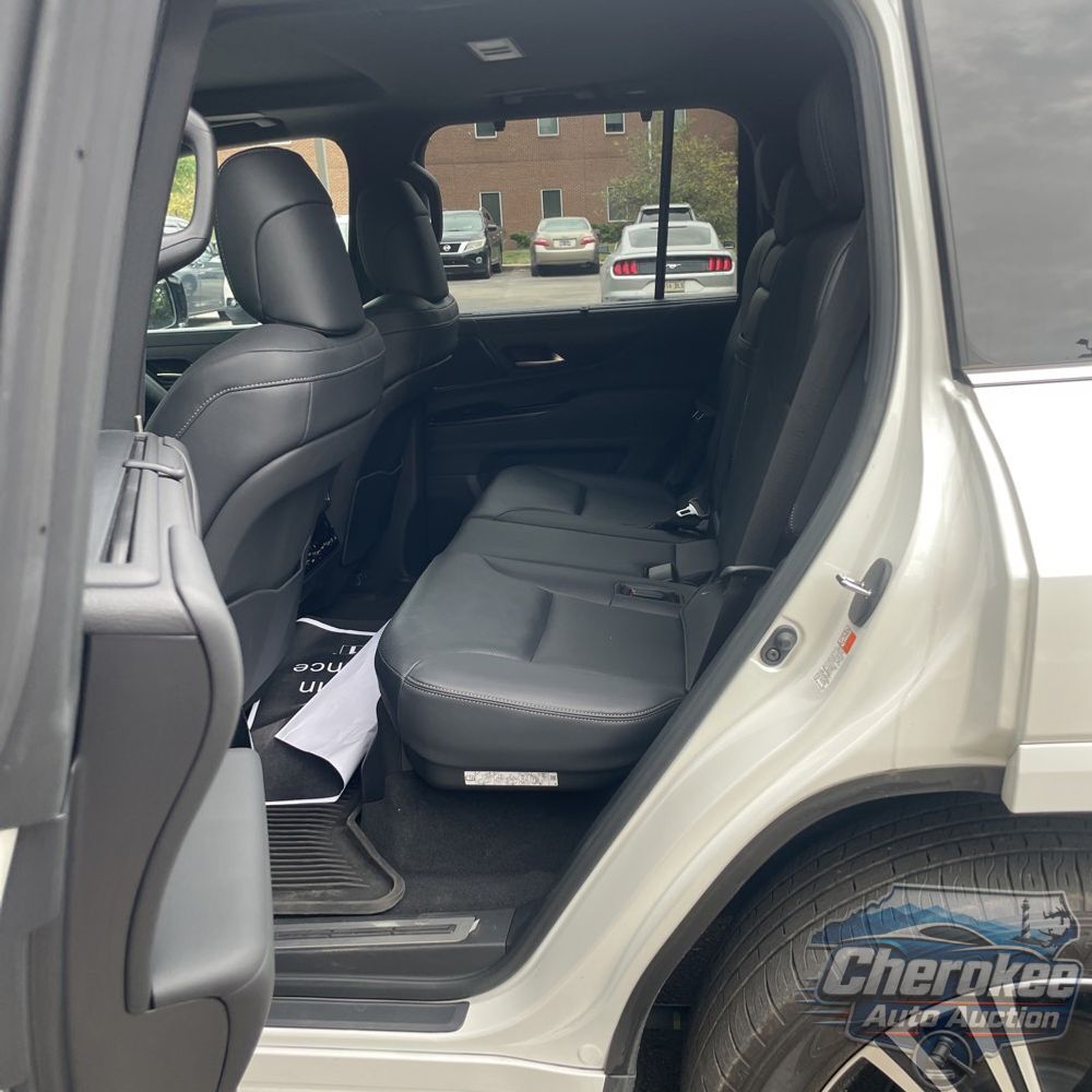 2024 Lexus LX 600 Luxury