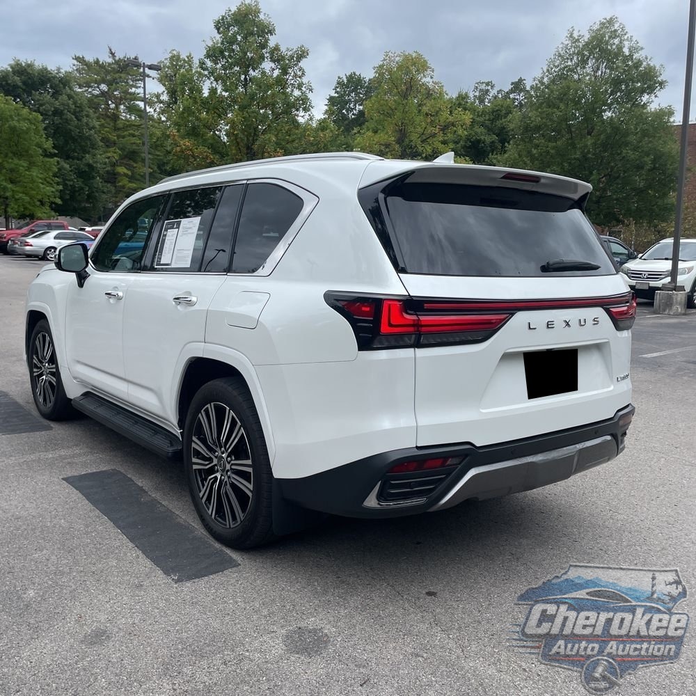 2024 Lexus LX 600 Luxury