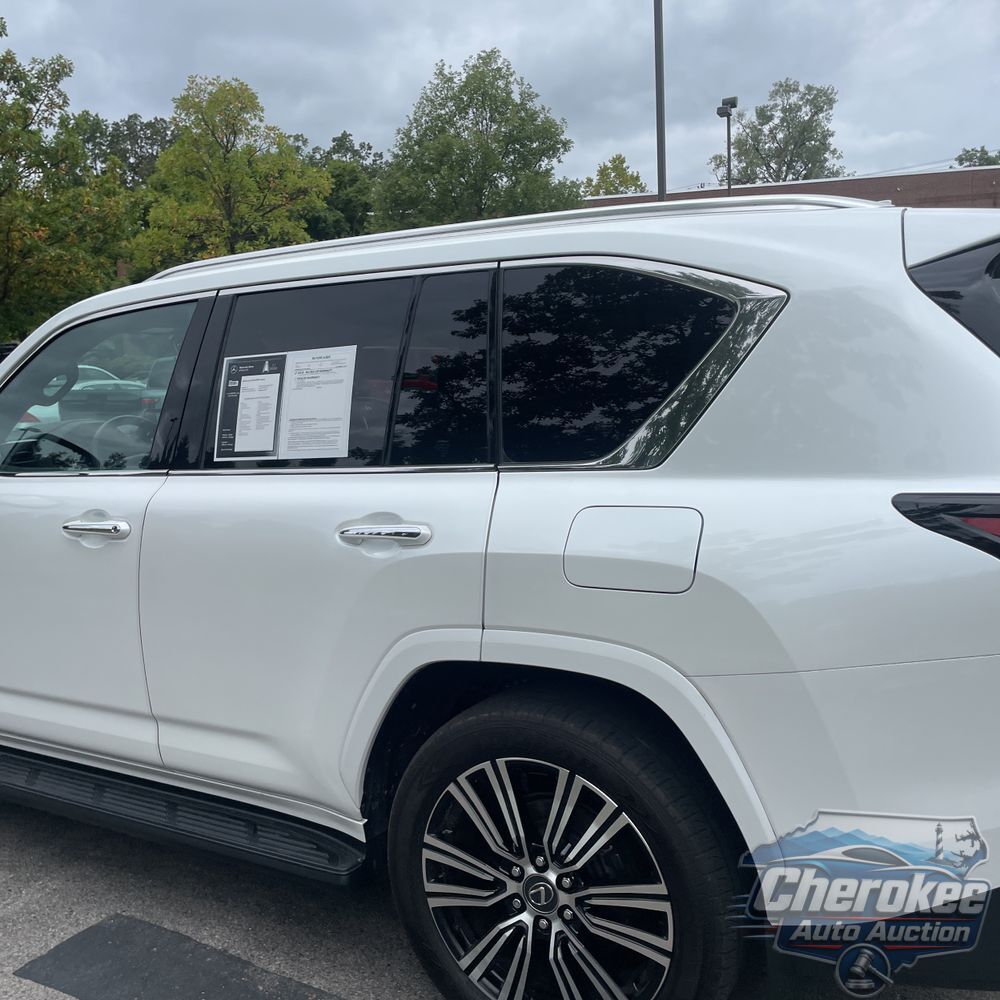 2024 Lexus LX 600 Luxury