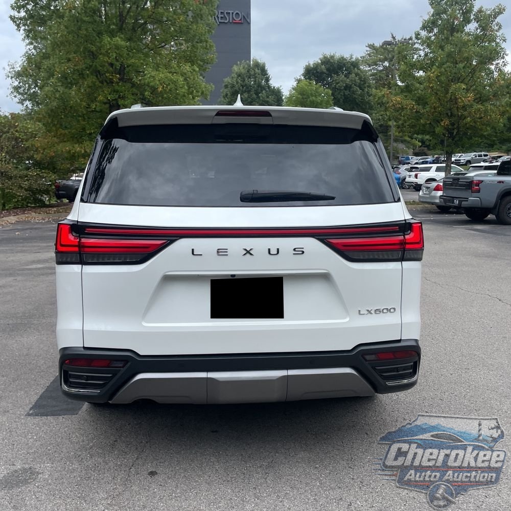 2024 Lexus LX 600 Luxury