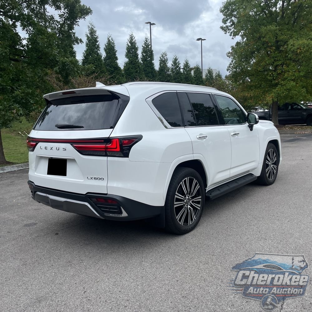 2024 Lexus LX 600 Luxury