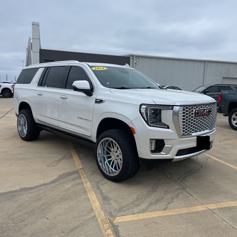 2024 GMC Yukon XL Denali