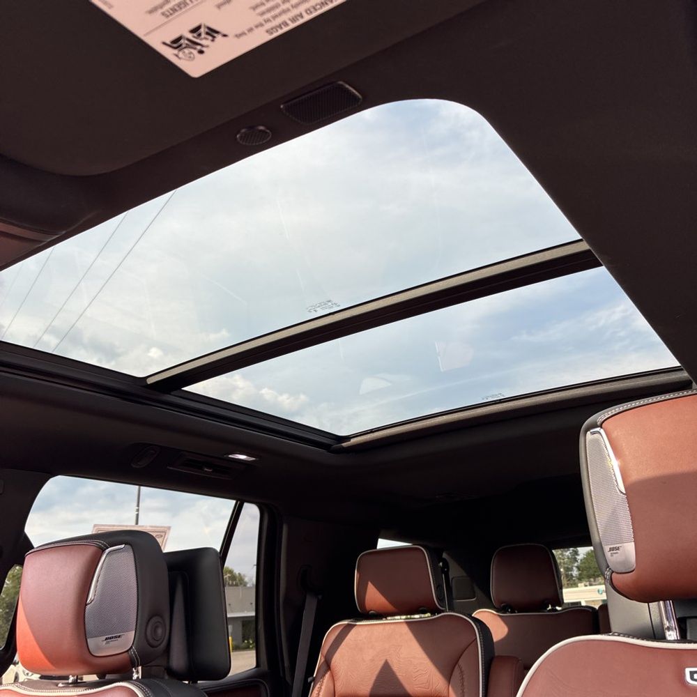2023 GMC Yukon Denali Ultimate