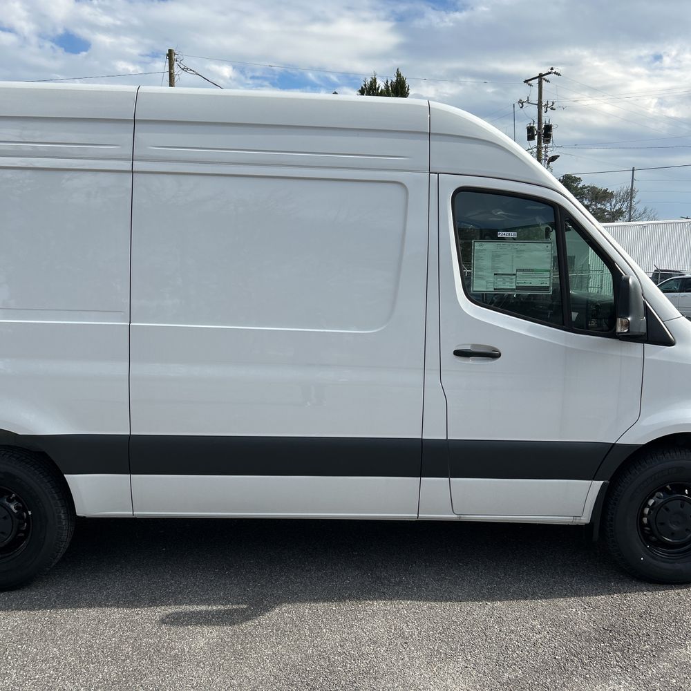 2024 Mercedes-Benz Sprinter 2500