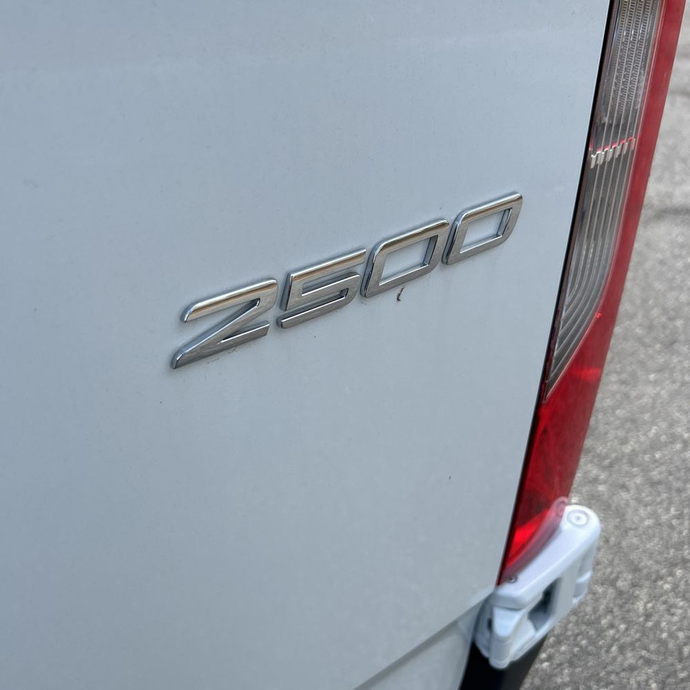 2024 Mercedes-Benz Sprinter 2500