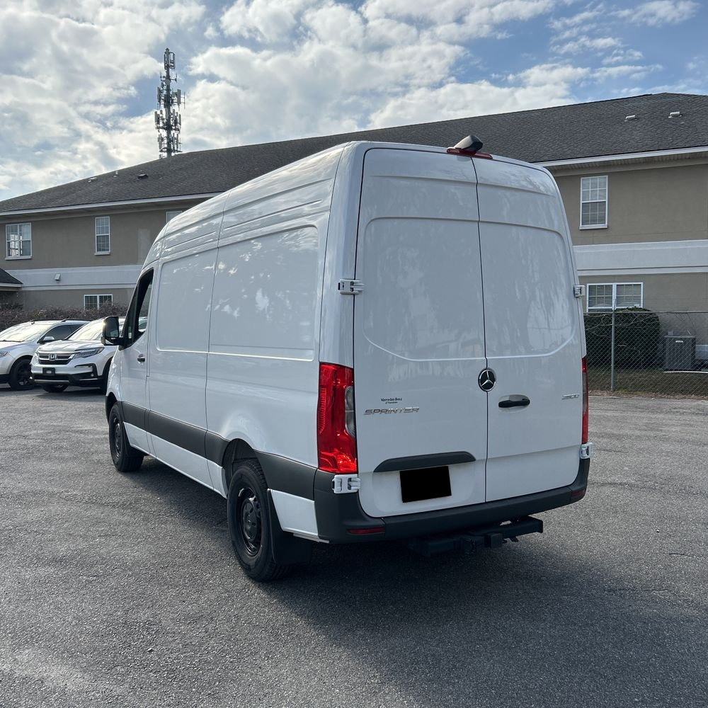 2024 Mercedes-Benz Sprinter 2500