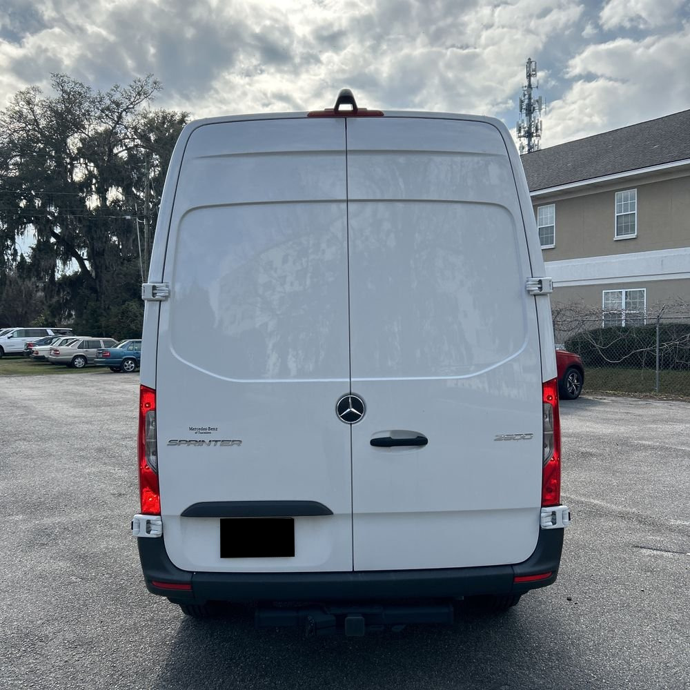 2024 Mercedes-Benz Sprinter 2500