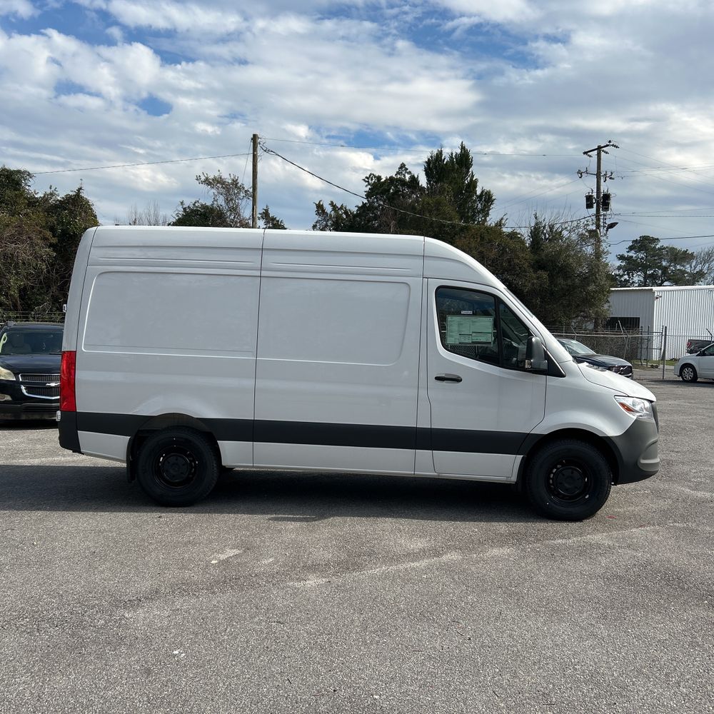 2024 Mercedes-Benz Sprinter 2500