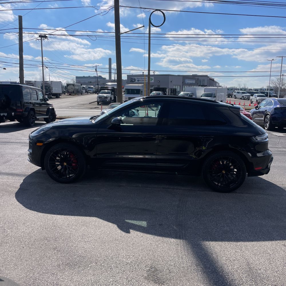 2022 Porsche Macan GTS