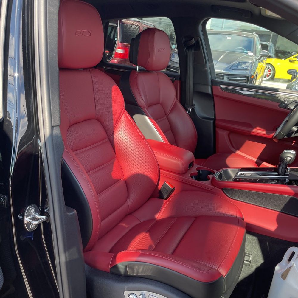 2022 Porsche Macan GTS