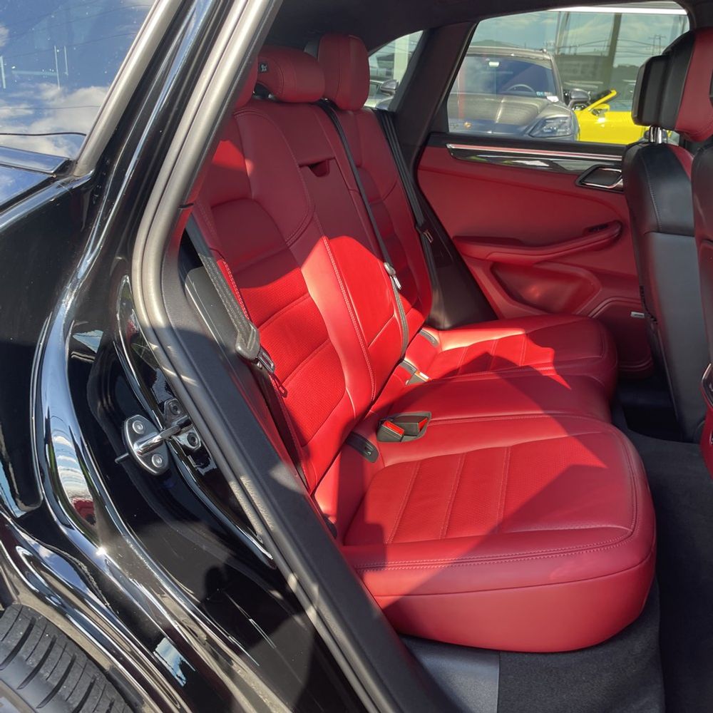 2022 Porsche Macan GTS