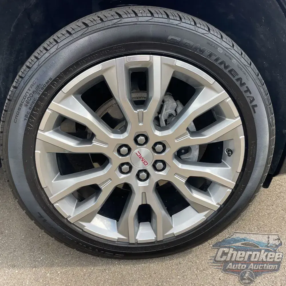 2024 GMC Acadia Denali
